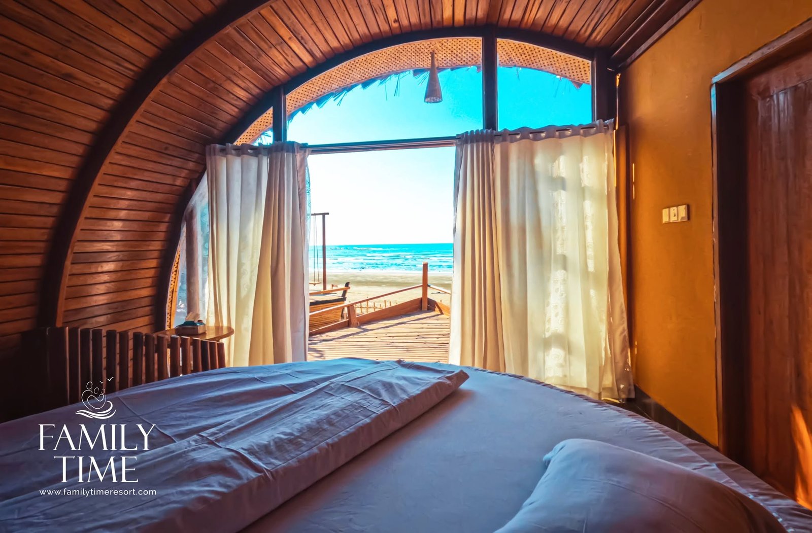Family Time Beach Resort, Saint Martin