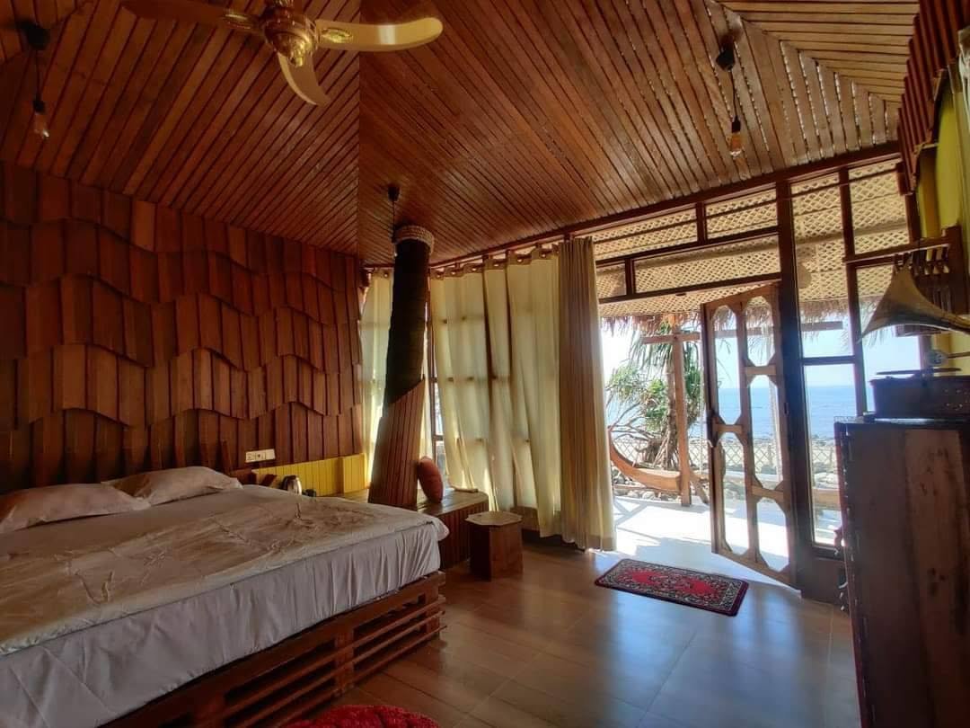 Shurjosnan Twin Beach Resort